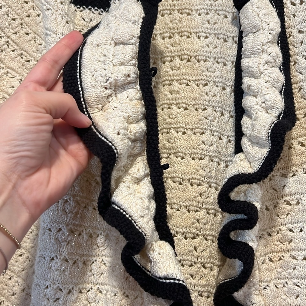 Ruffled Shimmery Knit Cardigan - Picture 4 of 6